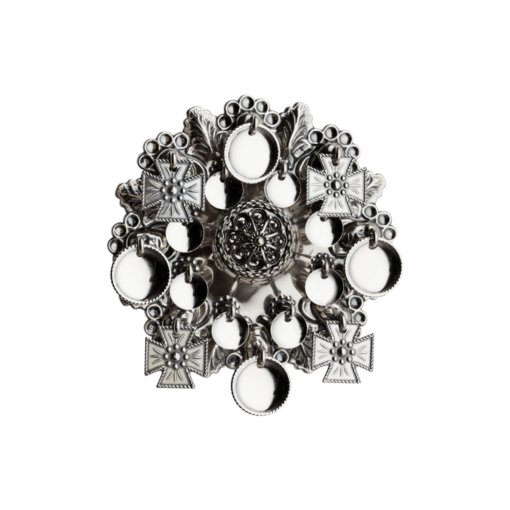 Face brooch with curl, oxidized