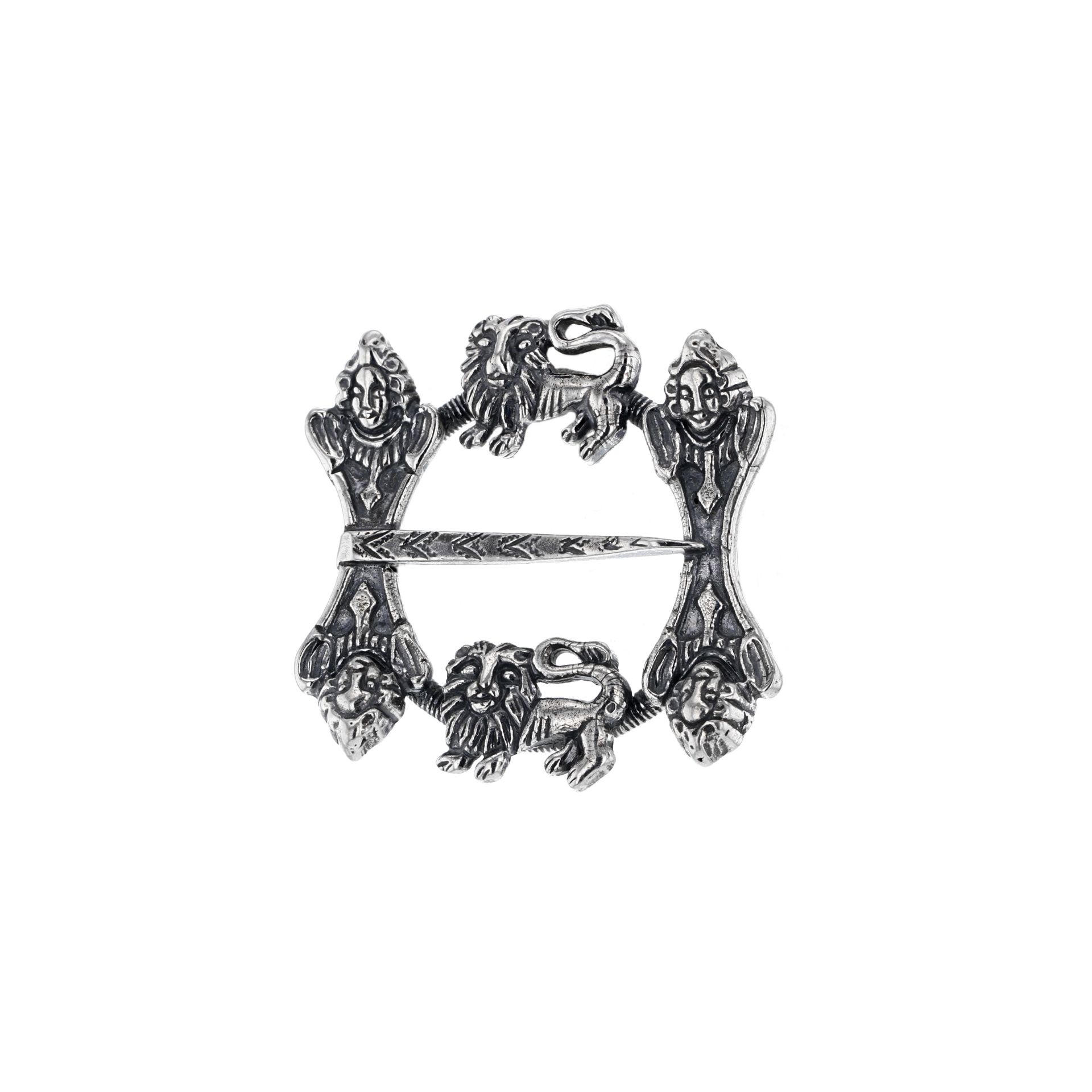 Horn ring lion with loose thorn, oxidized