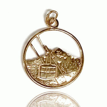 Pendant Gaustatopp nr. 2 in gold-plated silver