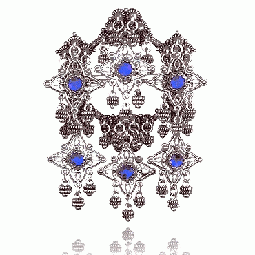 Boyer wheel ring, oxidized with blue crystals