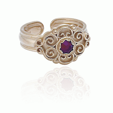 Buna ring No. 4 gold-plated with red crystal