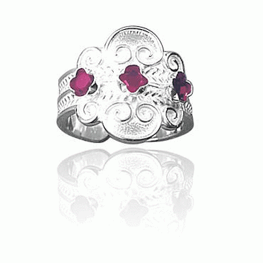 Bunad ring No. 5 candles with red crystals