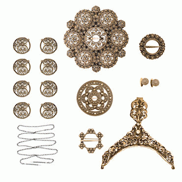 Bunadsilver package Vest-Telemark no. 3 old gold plated