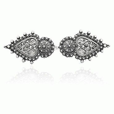 fasteners No. 11, oxidized with needle