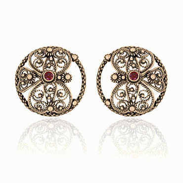 Eyelets No. 22 old gold plated with red crystal