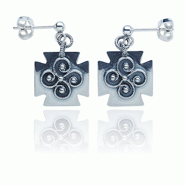 Earring No. 40, oxidized