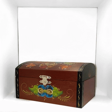 Rose-painted bunads box in wood